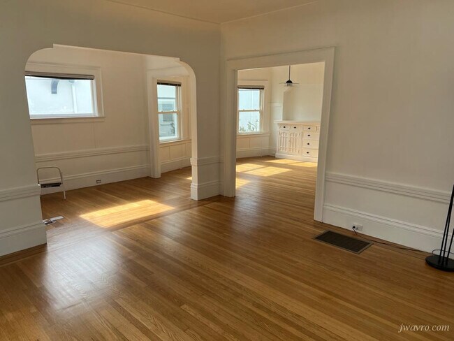 Building Photo - 230 Santa Ana Ave