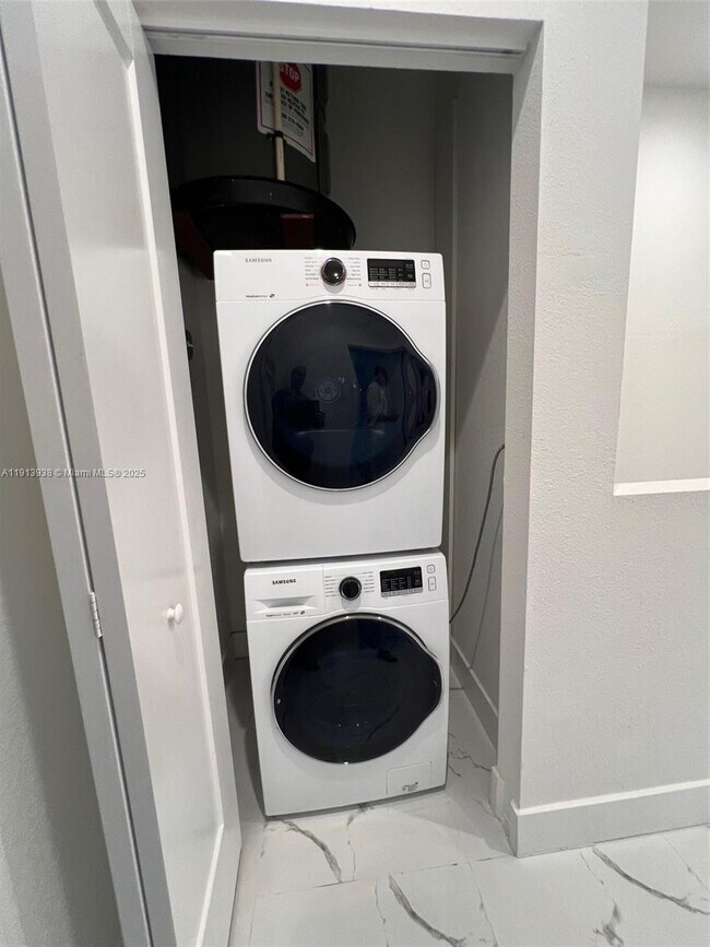 Building Photo - 20007 SW 122nd Ct