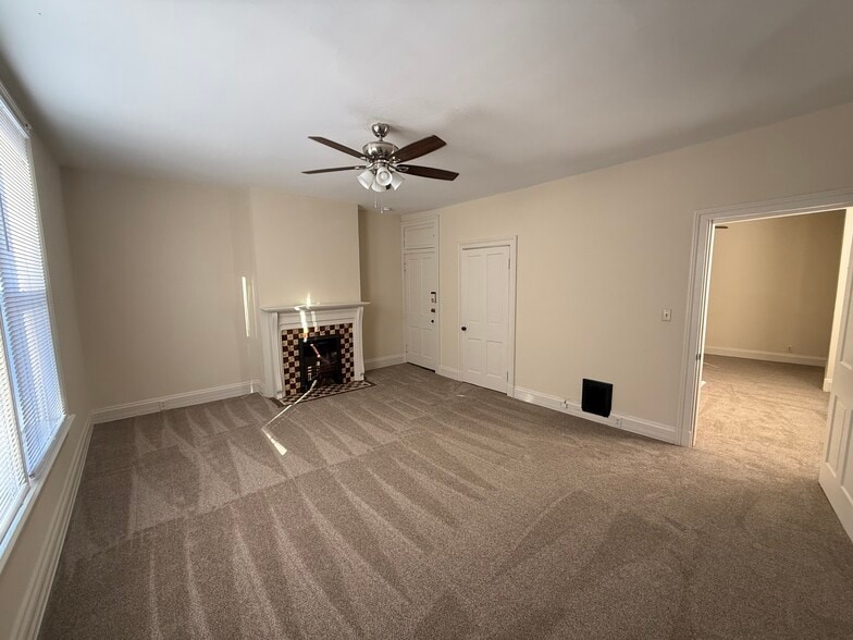 Building Photo - 352 Shiloh St