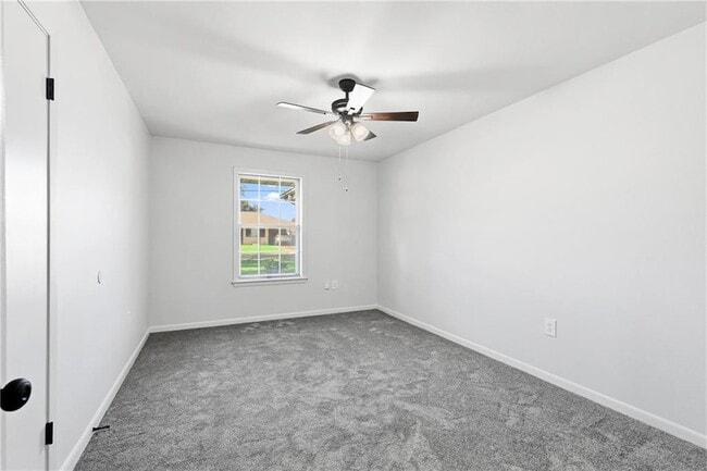 Building Photo - 426 Pine St