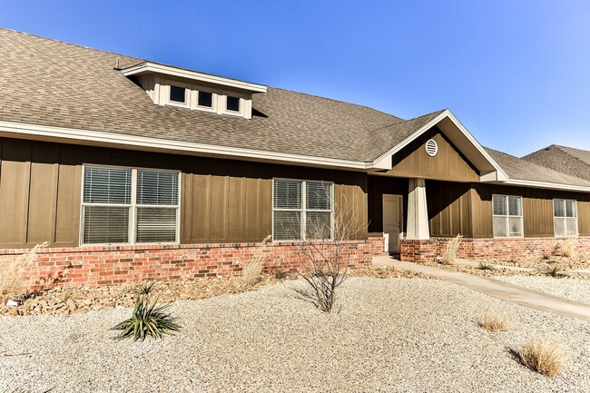 Primary Photo - Beautiful Town Home