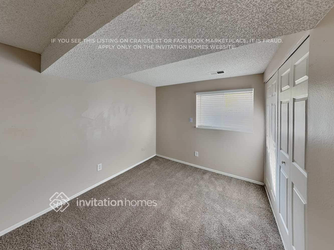 Building Photo - 1597 S Uvalda St