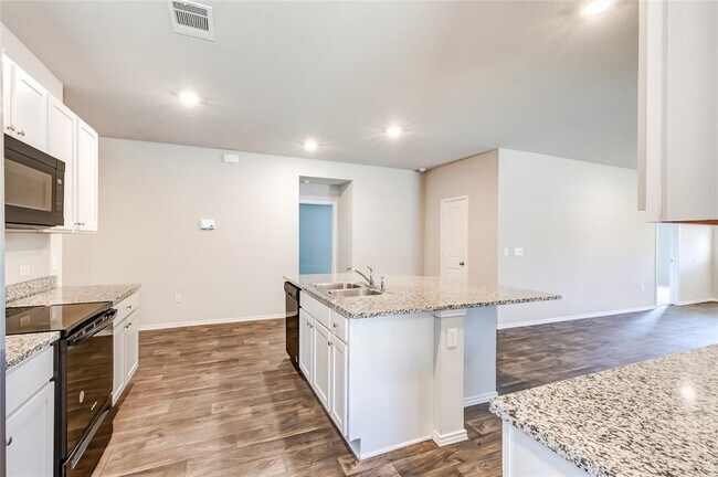 Building Photo - 5708 Berriweather Dr