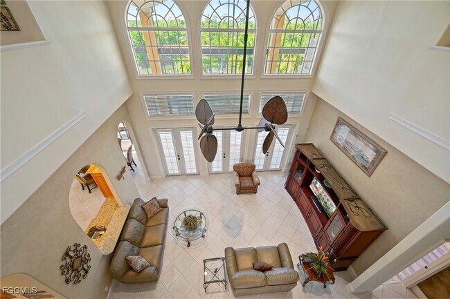 Building Photo - 18150 Old Pelican Bay Dr