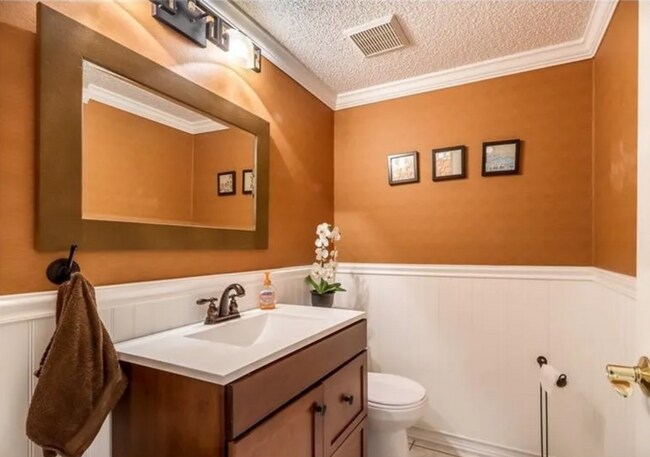 Building Photo - 5002 Corvette Dr