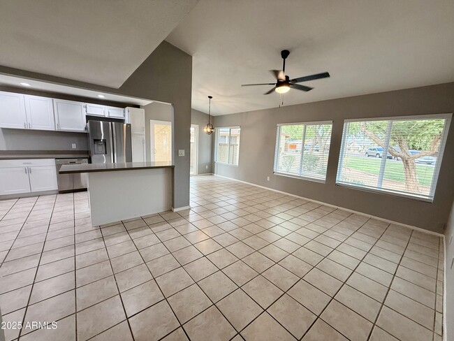 Building Photo - 14801 N 25th Dr