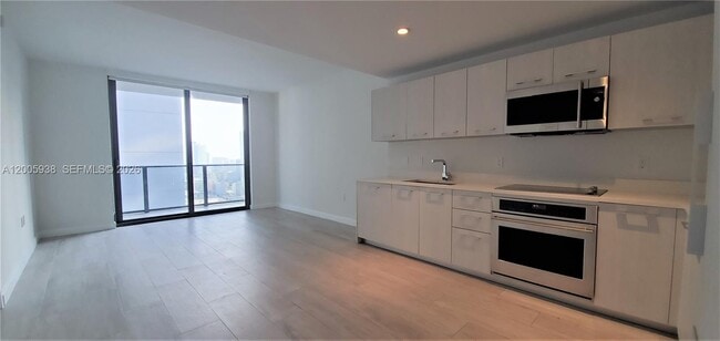 Building Photo - 55 SW 9th St