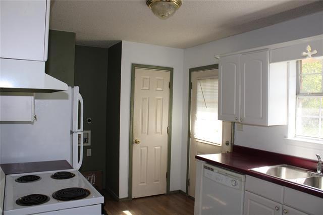 Building Photo - 701 SW 1st St