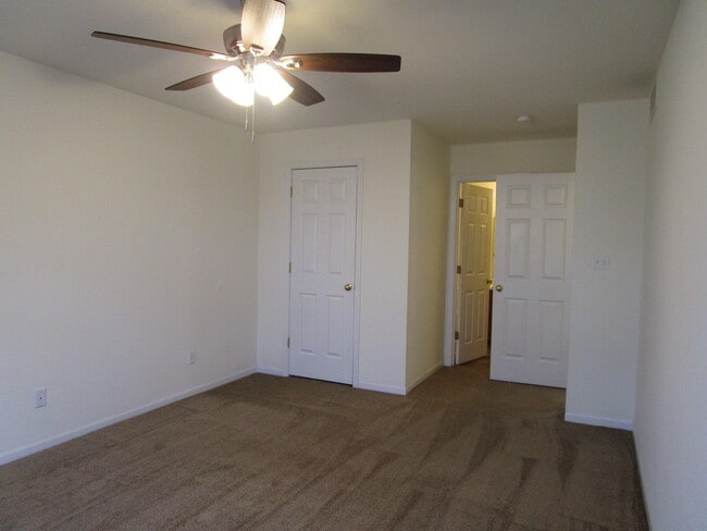 Building Photo - 3540 Prescott Dr