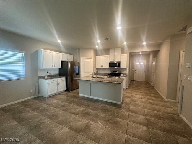 Building Photo - 4513 Meline Ave