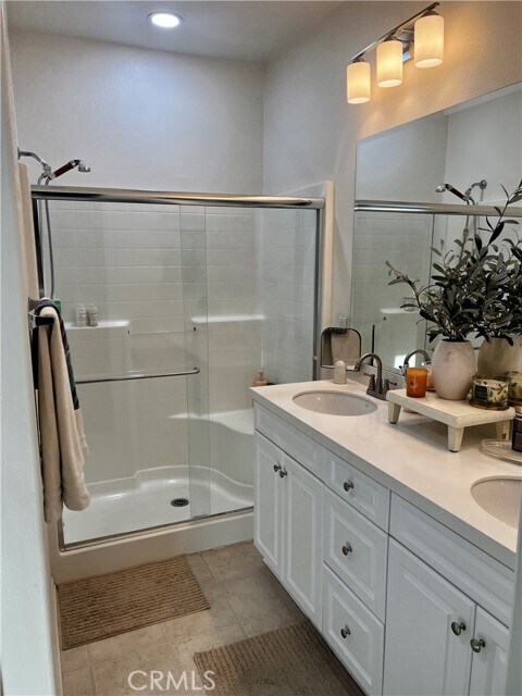 Building Photo - 180 Dorsett Ave