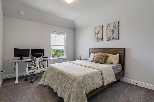 Building Photo - 2613 Longhorn Ranch Ct
