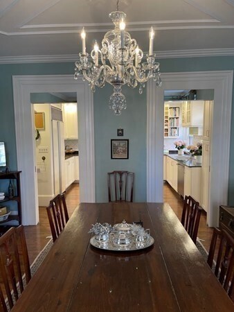 Building Photo - 86 Revere St