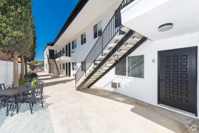 Building Photo - Ivy Street Apartments