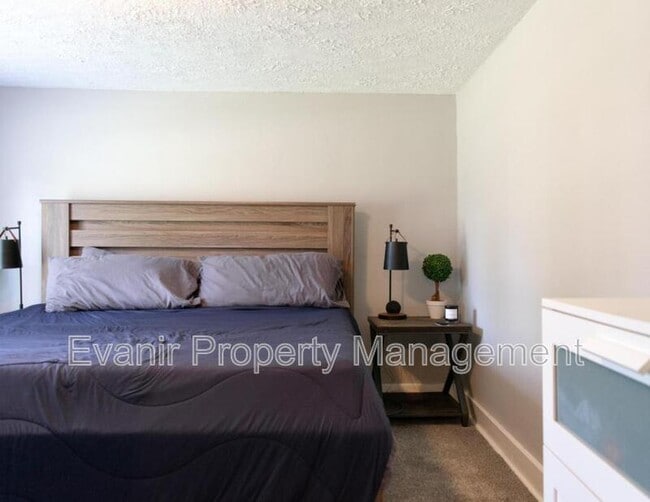 Building Photo - 2703 Merritt St