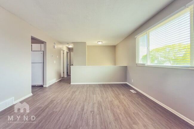 Building Photo - 4756 W 5865 S