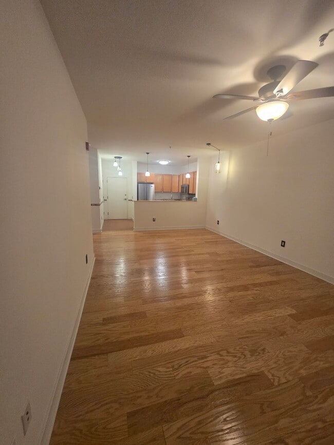 Building Photo - 410 Farrell St