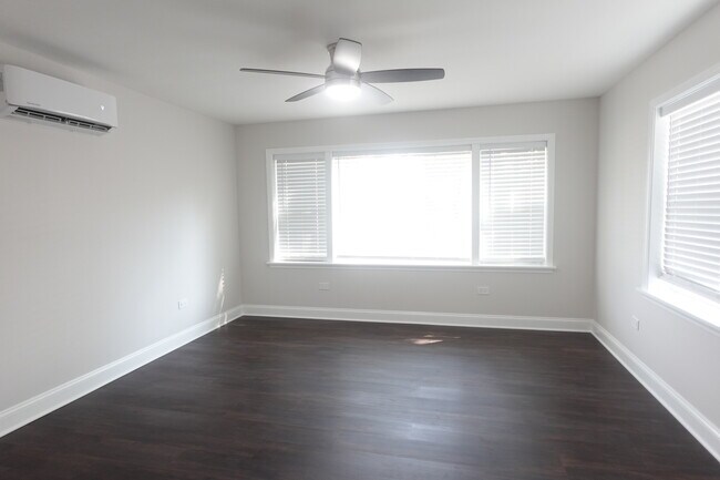 Building Photo - 2247 S 9th Ave