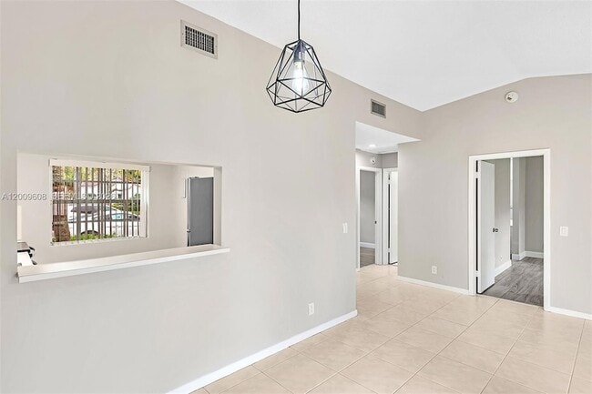 Building Photo - 1439 Springside Dr