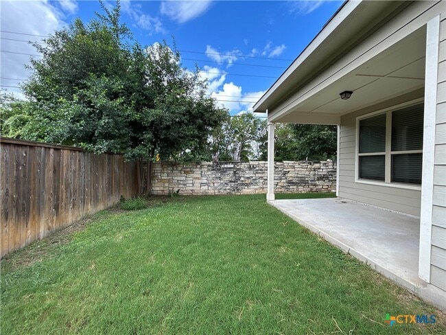Building Photo - 712 Gristmill Dr