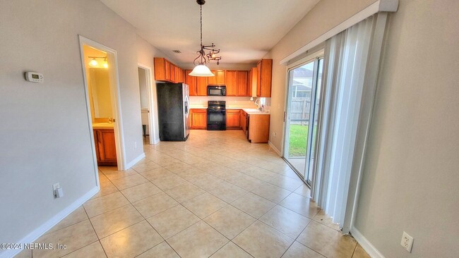 Building Photo - 7131 Rampart Ridge Cir W