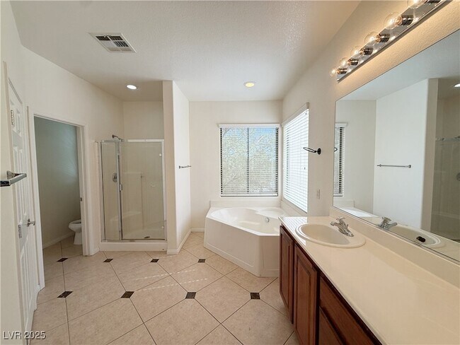 Building Photo - 9101 Dorrell Ln