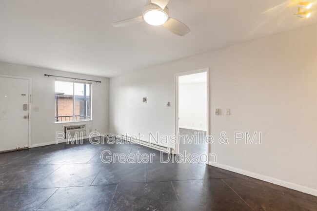 Building Photo - 3600 Hillsboro Pike