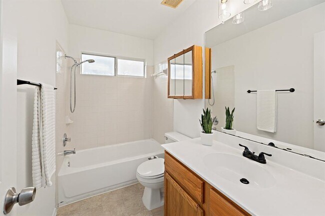 Building Photo - 3477 Flowstone Ln