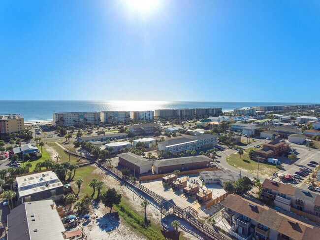 Building Photo - 316 Bream Ave