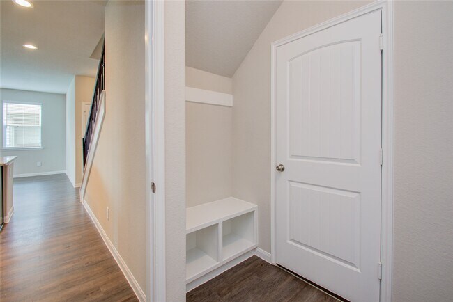 Building Photo - 24718 Signorelli Way