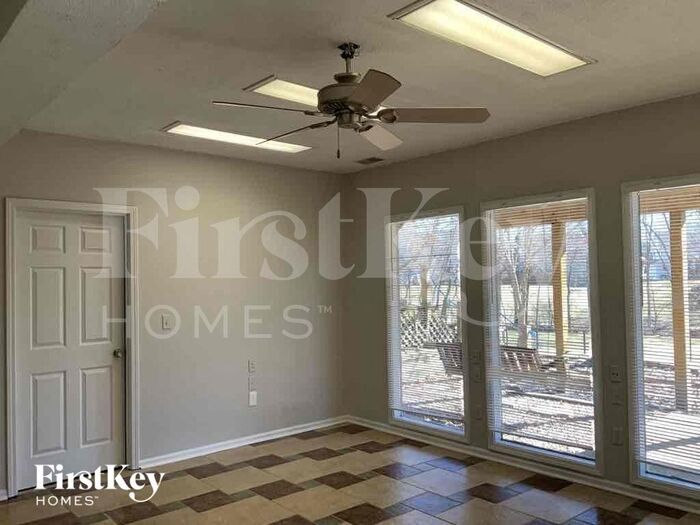 Building Photo - 1409 NE 101st Terrace