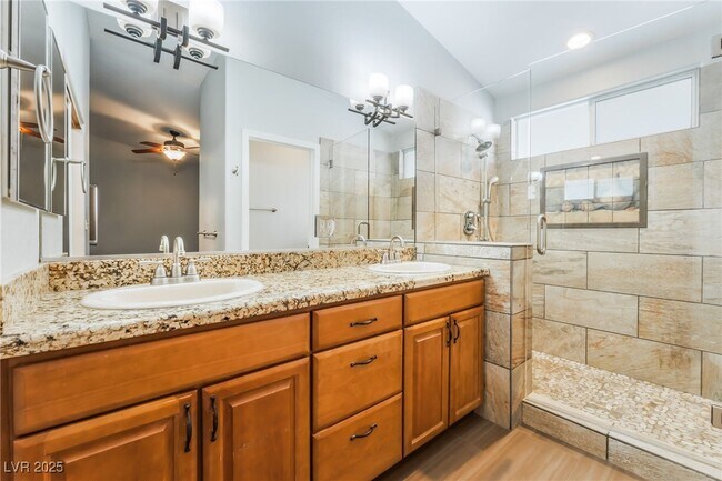 Building Photo - 4013 Madrone Dr