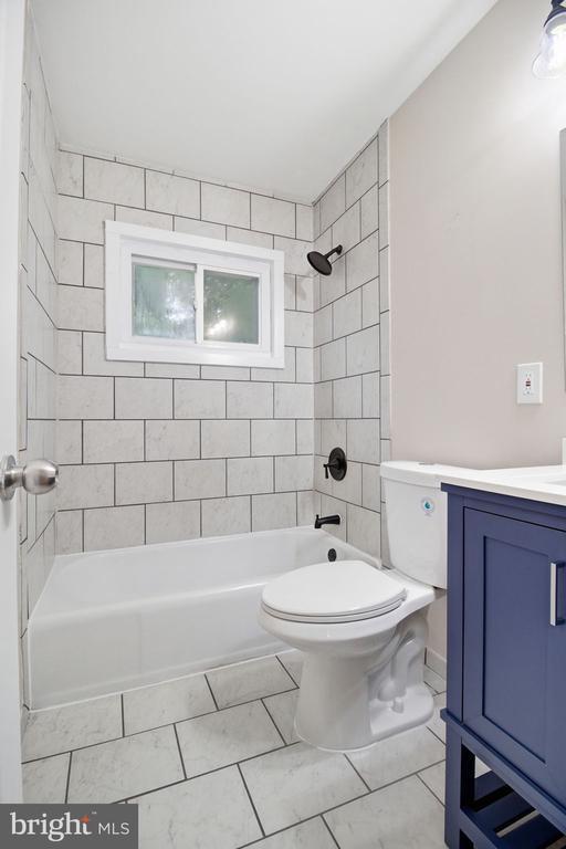 Building Photo - 13206 Staggs Ct