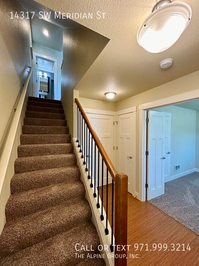 Building Photo - 14317 SW Meridian St