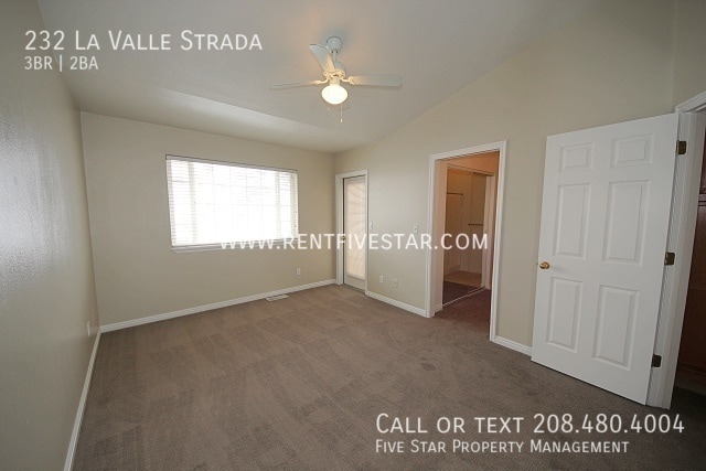 Building Photo - 232 La Valle Strada