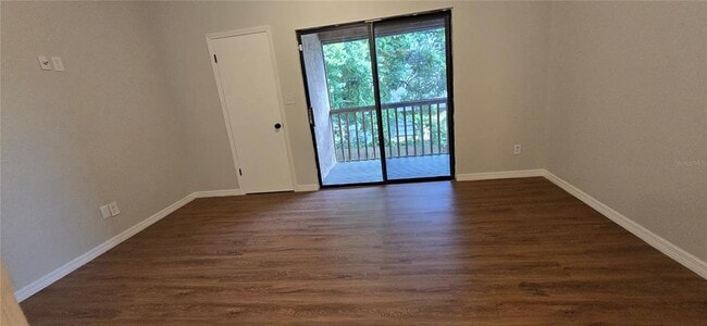 Building Photo - 1834 Foxhall Cir