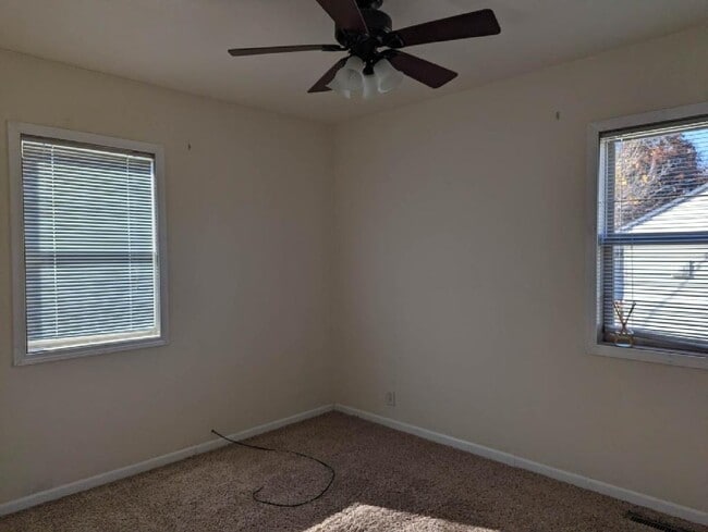 Building Photo - 22659 Old Hwy 169