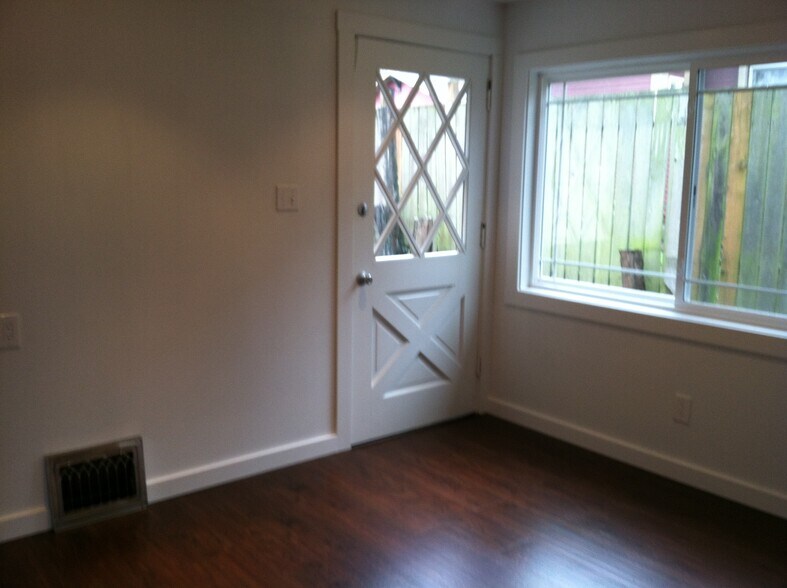 backdoor - 201 W Lawrence St