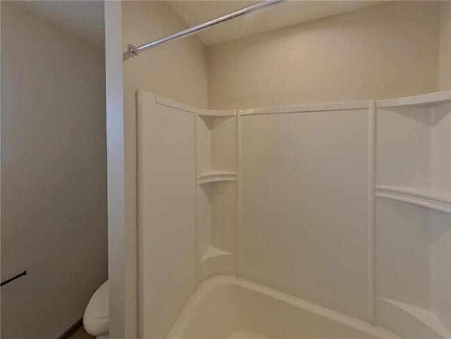 Building Photo - 16043 Estate Ln