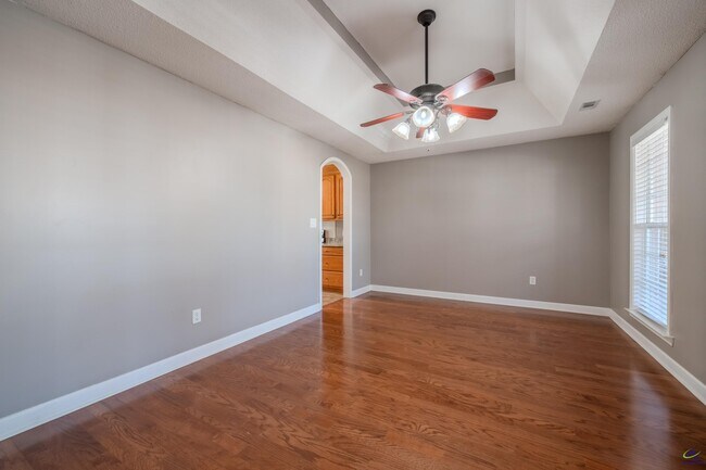 Building Photo - 611 Bay Laurel Cir