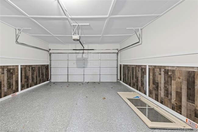 Building Photo - 39327 Timberlane Dr