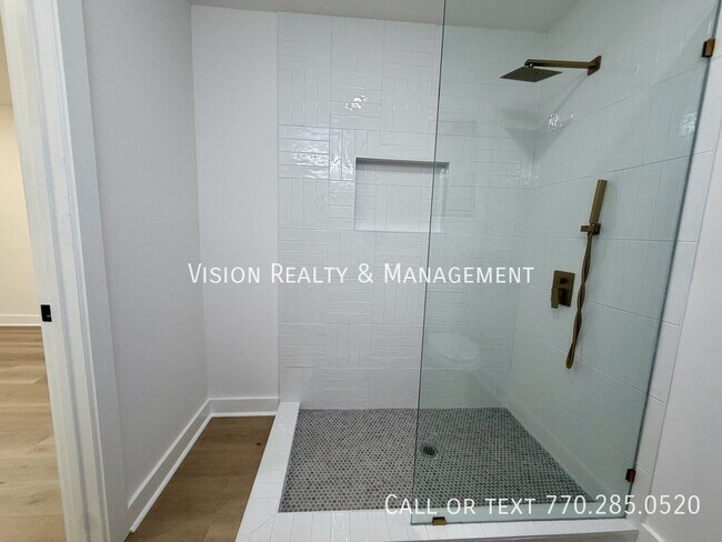 Building Photo - 1255 Campbellton Rd SW