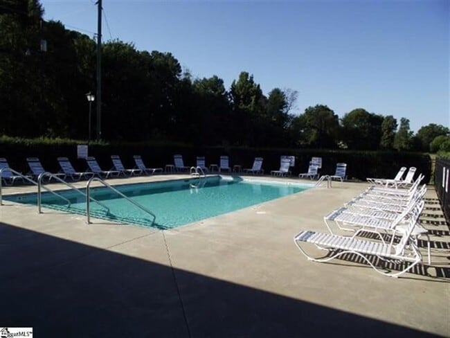 Building Photo - 3BR/2.5BA Townhome in Cobblestone Cove, Mo...