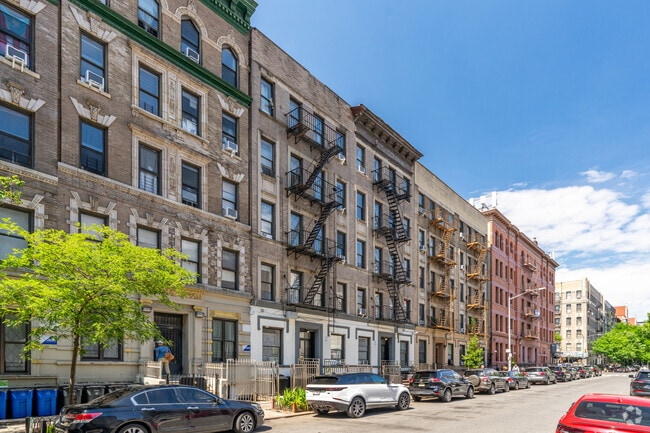 Building Photo - 142-144 W 109th St