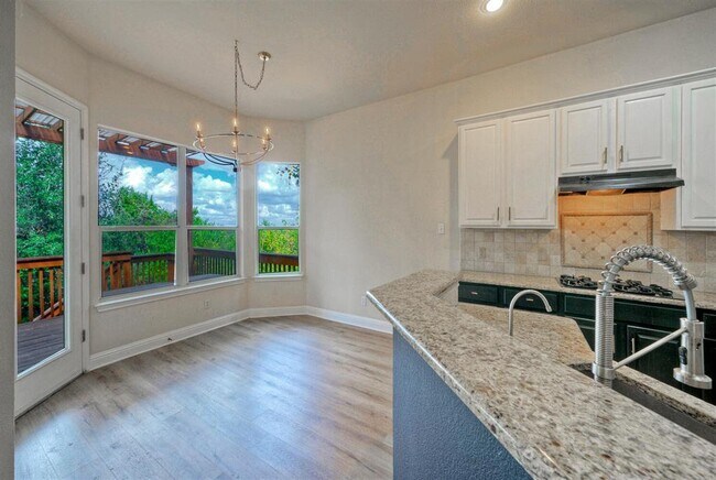 Building Photo - 3912 Coopers Hawk Cove