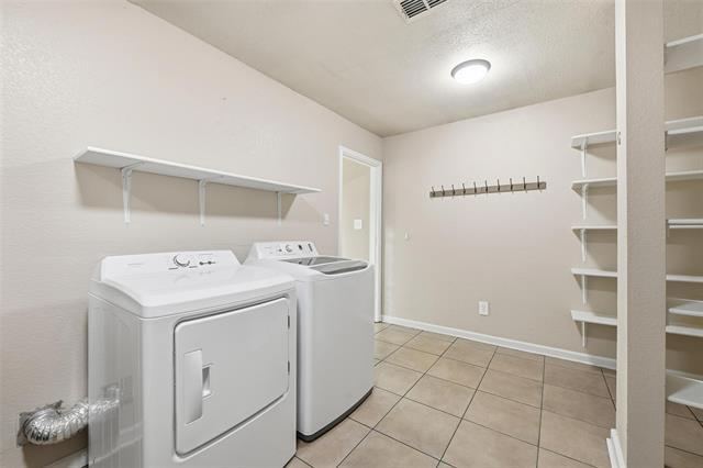 Building Photo - 5269 Chessie Cir