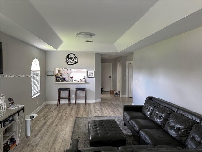 Building Photo - 575 Augusta Blvd