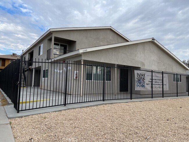 Building Photo - 1140 Deseret Ave