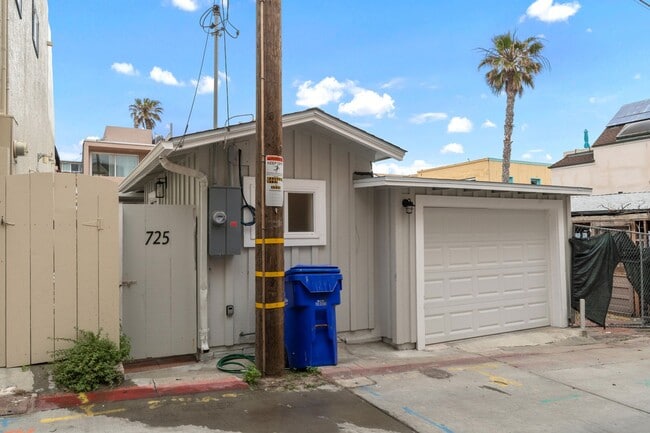 Building Photo - Beachside 3BR Home | Remodeled | AC | Garage Parking | Walk to Boardwalk