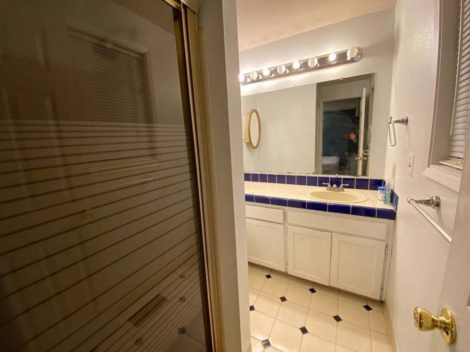 Building Photo - 12608 SE Cora St